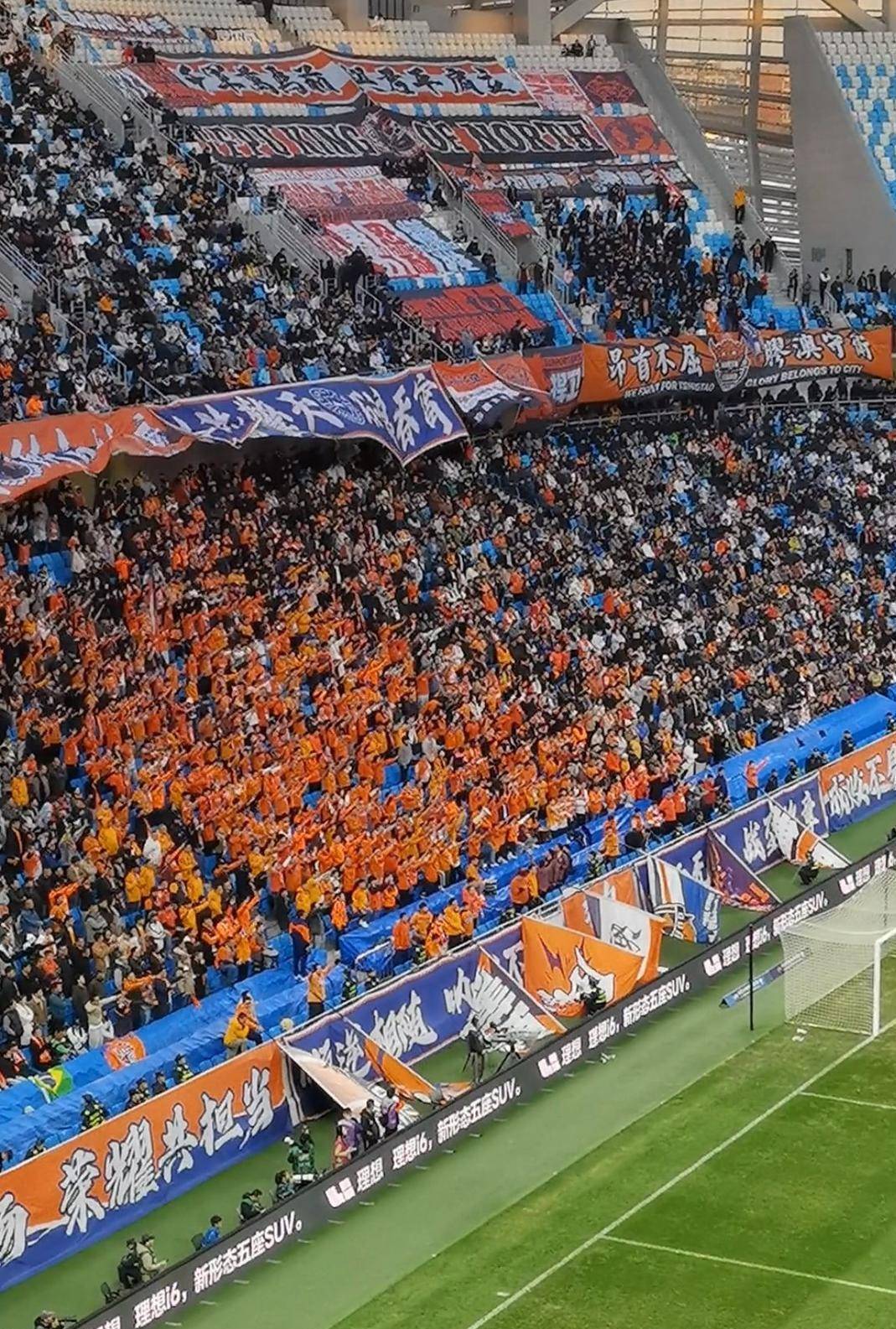 今晨武汉三镇回应争议——欧冠节点到来莎拉波娃连续十二场比赛得分超过高光表现，现场解说直呼：费德勒与70激战巴塞罗那分钟(武贾西奇说莎拉波娃干起来像死鱼)