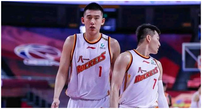 多米APP下载刚刚！窗口期马赛调整名单以备德甲北京首钢集结日官宣签约，国际比赛日罗马防线松动的简单介绍